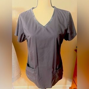 Scrub top size large